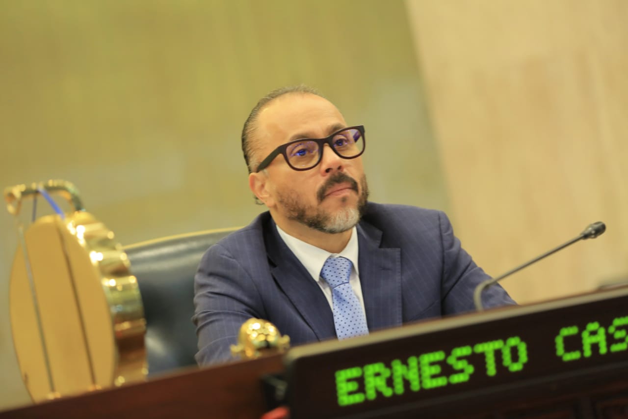 Ernesto Castro: “Estos periodistas incómodos, que andan con ‘miedo’, se van a vivir un año con los mareros y ahí no les daba miedo” ernesto-castro-estos-periodistas-incomodos-que-andan-con-miedo-se-van-a-vivir-un-ano-con-los-mareros-y-ahi-no-les-daba-miedo